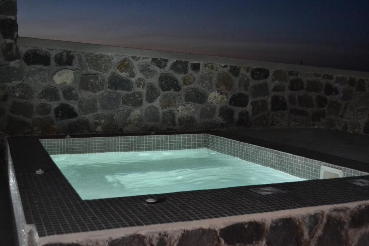 Erimo Vip Villa Vourvoúlos Buitenkant foto